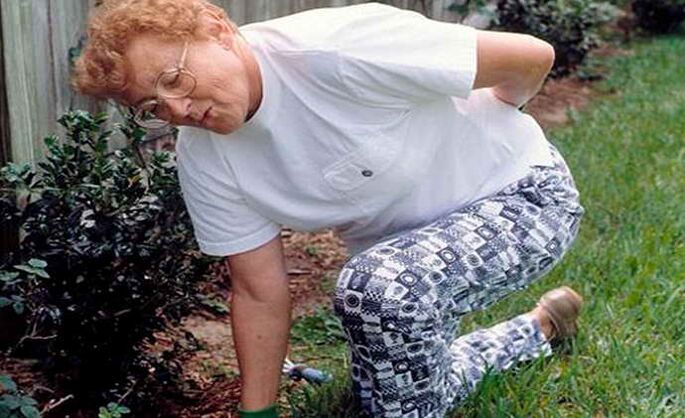 Bolesť pri exacerbácii osteochondrózy prsníka